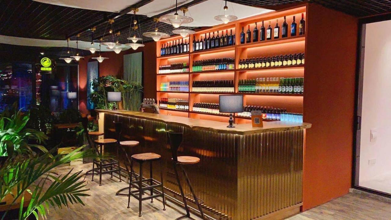 Lantian Garden Hostel Thanh Đảo Ngoại thất bức ảnh
