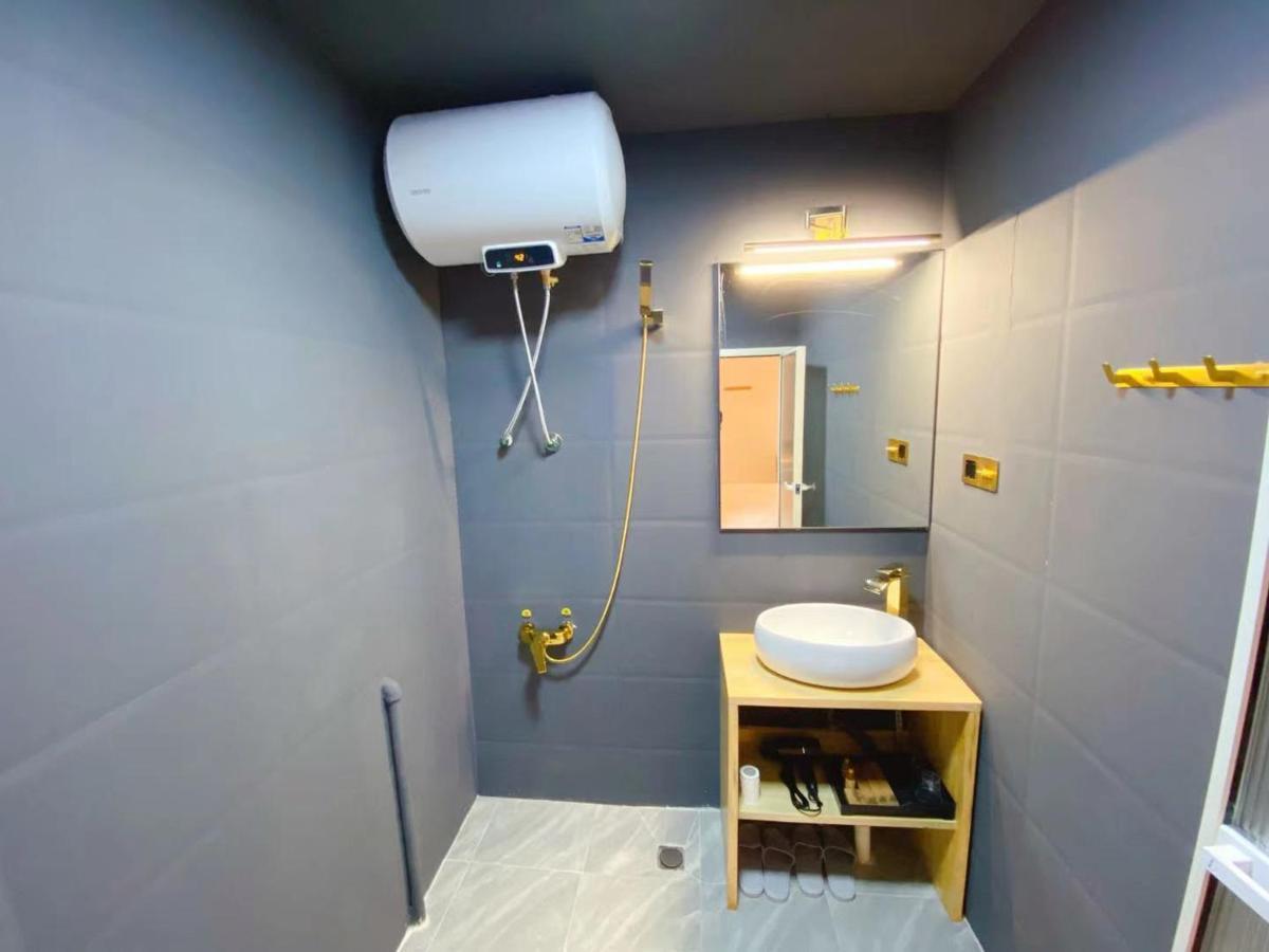 Lantian Garden Hostel Thanh Đảo Ngoại thất bức ảnh