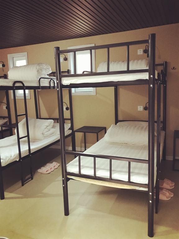 Lantian Garden Hostel Thanh Đảo Ngoại thất bức ảnh